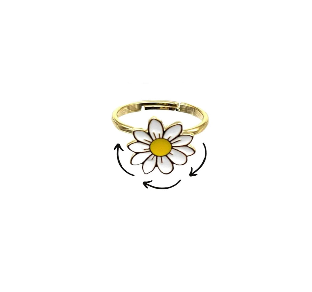 Daisy Spinner Ring